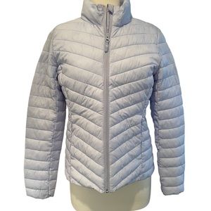 Old Navy Active Women’s Puffer in Lilac (light purple)